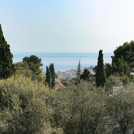 Grand Overlooking Cannes And The Sea.